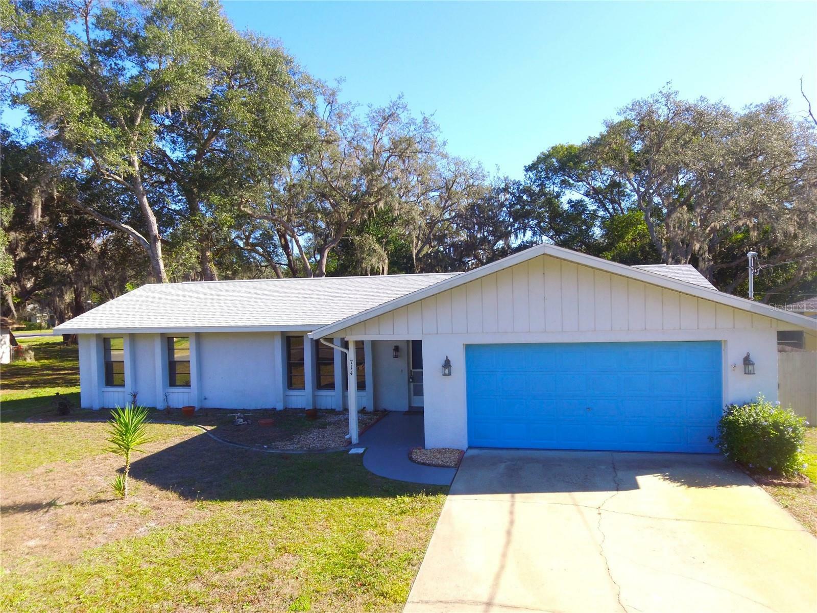 Property Photo:  714 S Sinclair Terrace  FL 34450 