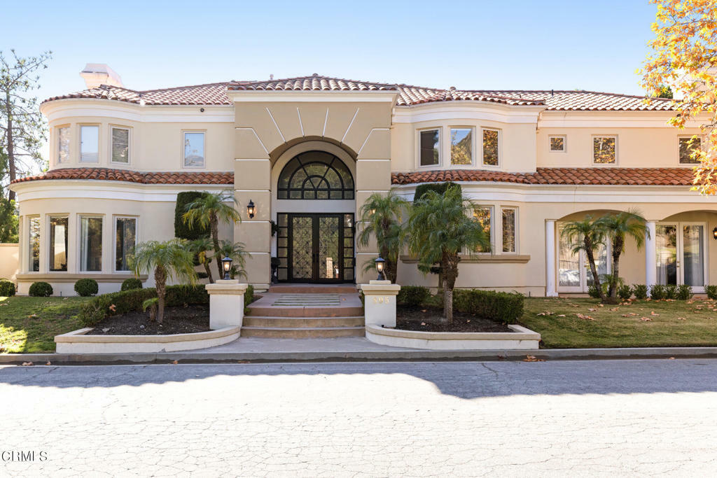Property Photo: 895 Greenridge Drive CA 91011
