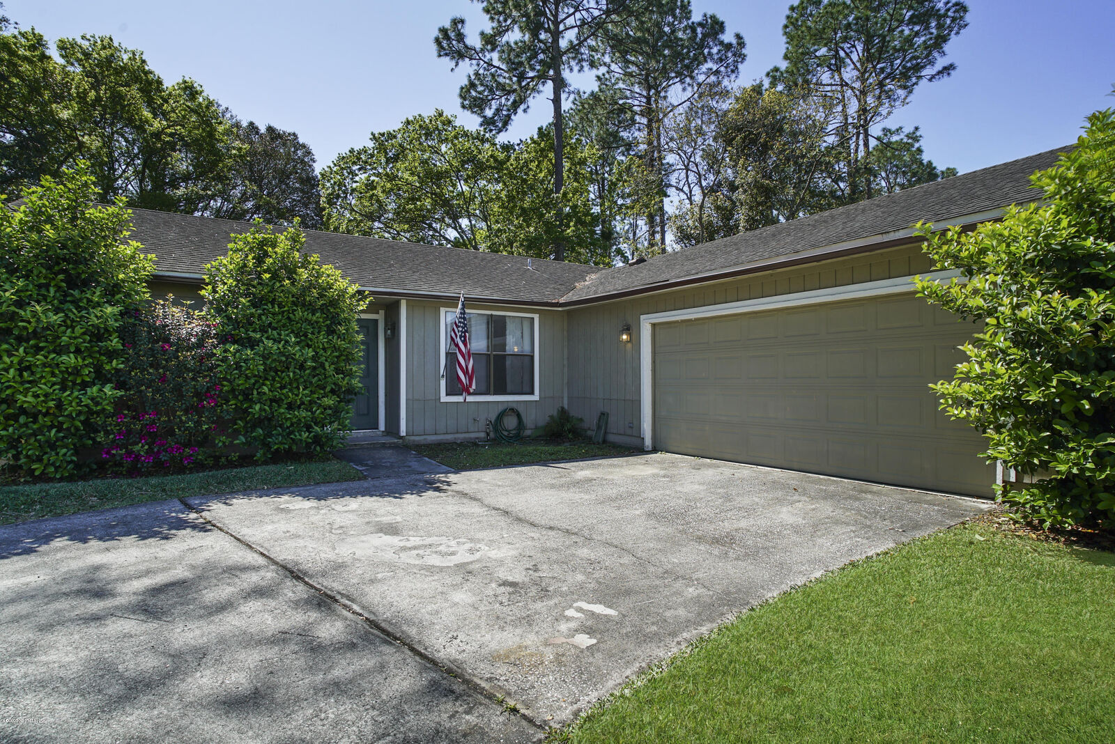 Property Photo: 4550 Forest Haven Drive S FL 32257