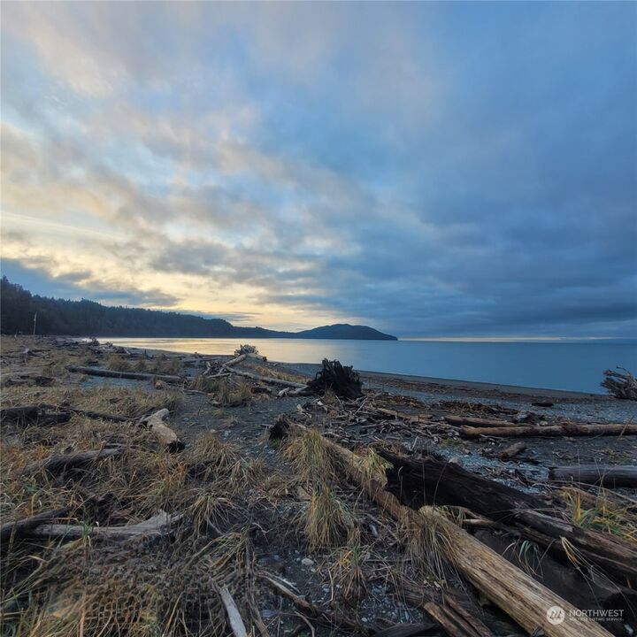 2372 Place Road  Port Angeles WA 98363 photo