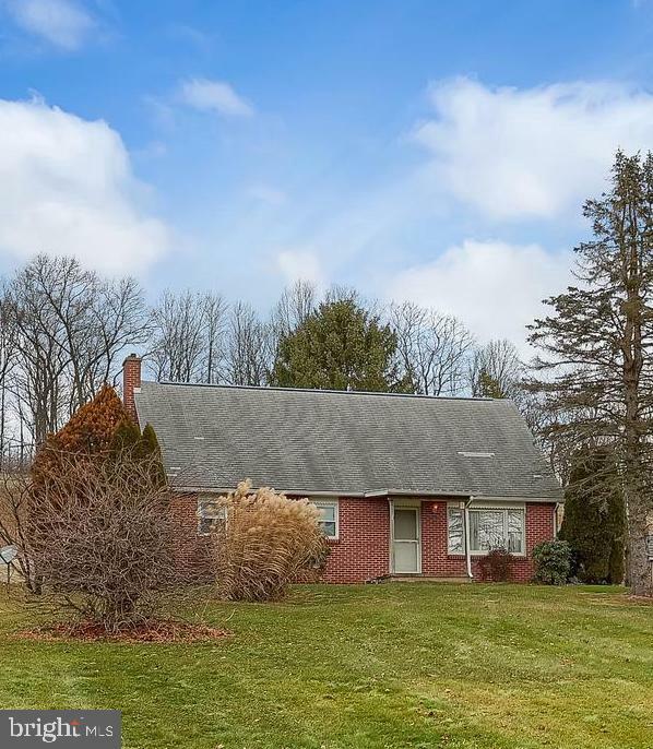 Property Photo:  466 Matamoras Road  PA 17032 