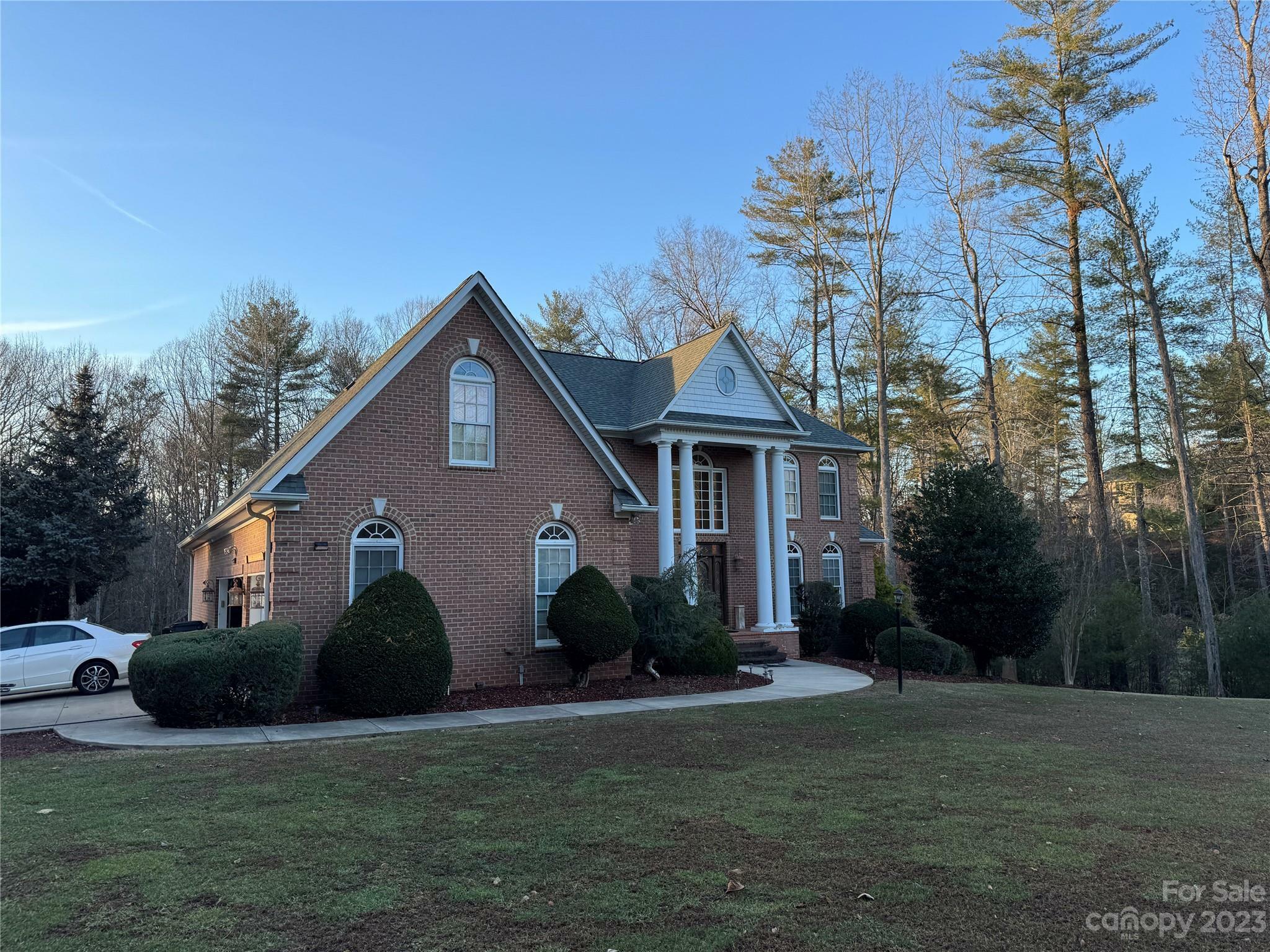 Property Photo:  1720 Spring Valley Drive  NC 28697 