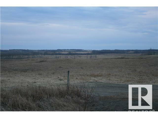 Photo de la propriété:  Lot 4 Twp Rd 604 RR 470  AB T9N 2H6 