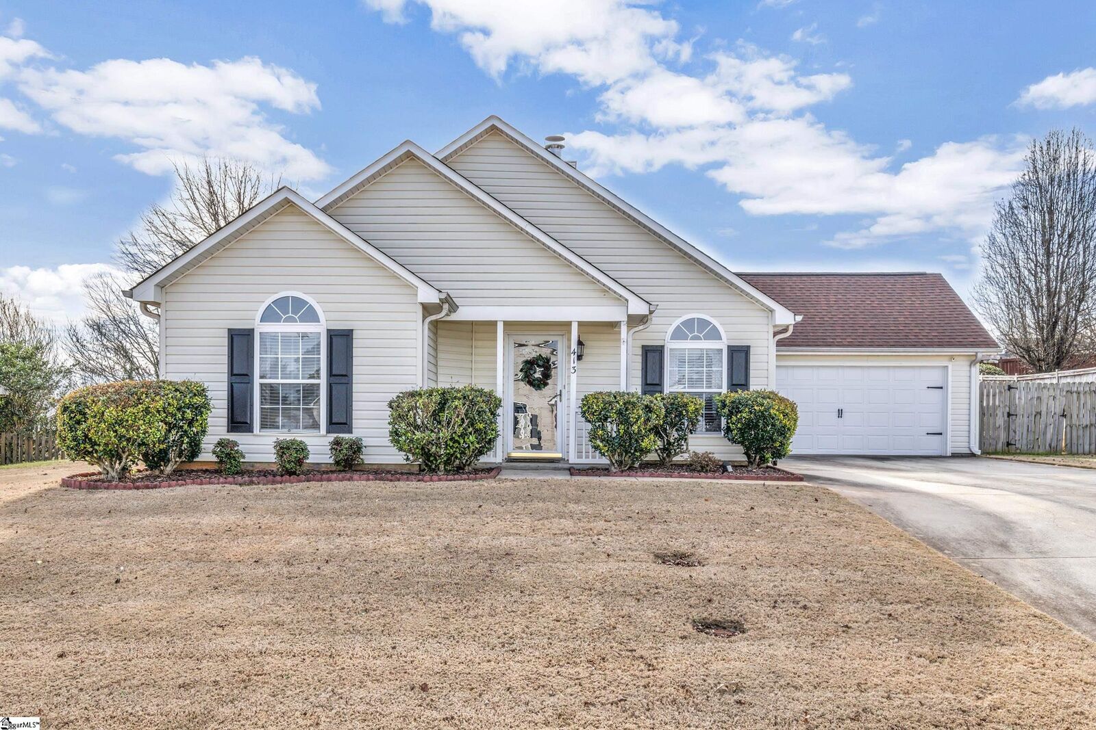 Home for sale in Simpsonville 413 Kingfisher Drive, Simpsonville, SC 29680