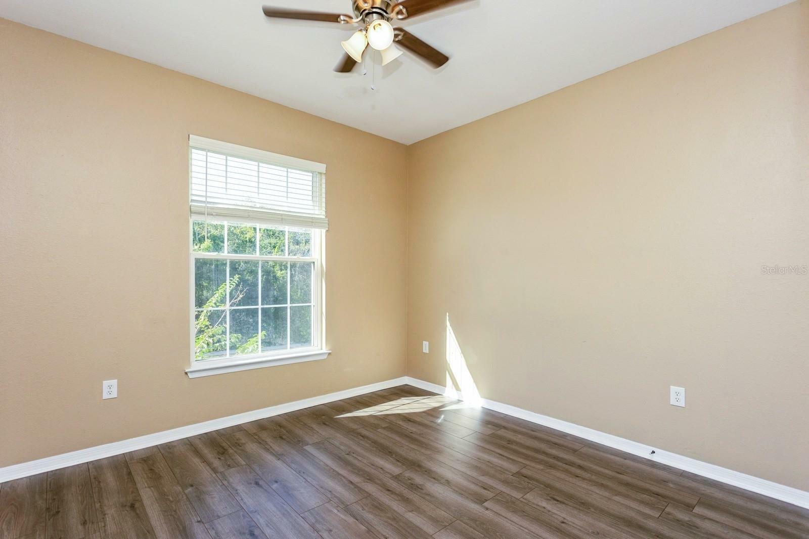 Property Photo:  9918 Courtney Palms Boulevard 304  FL 33619 