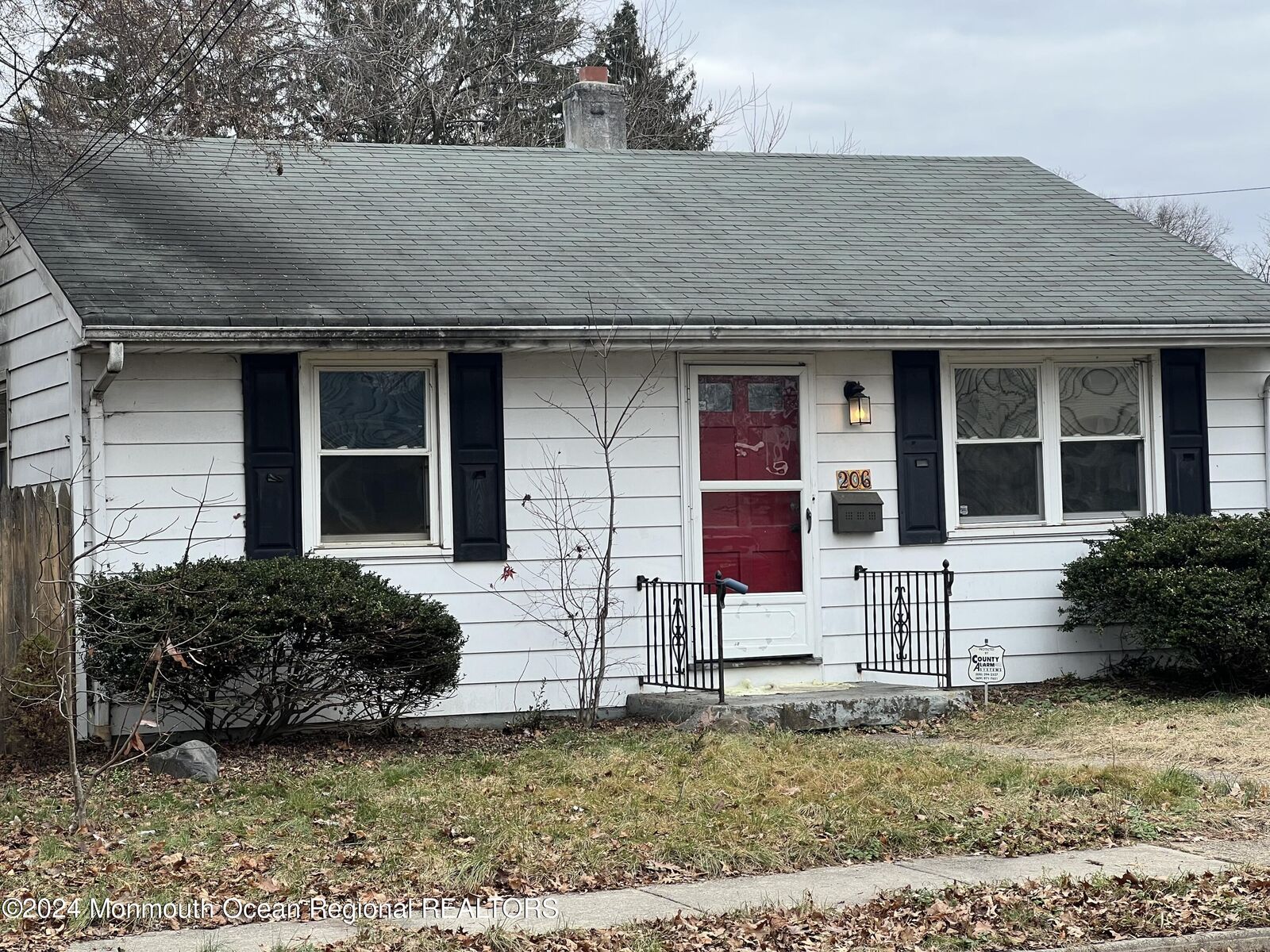 Property Photo:  206 Eleanor Avenue  NJ 08629 