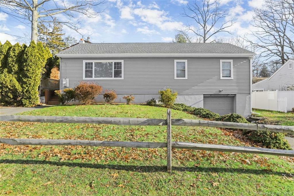 Property Photo:  202 Lakeside Drive  CT 06606 