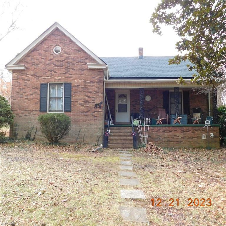 Property Photo:  108 Hanna Street  NC 27027 