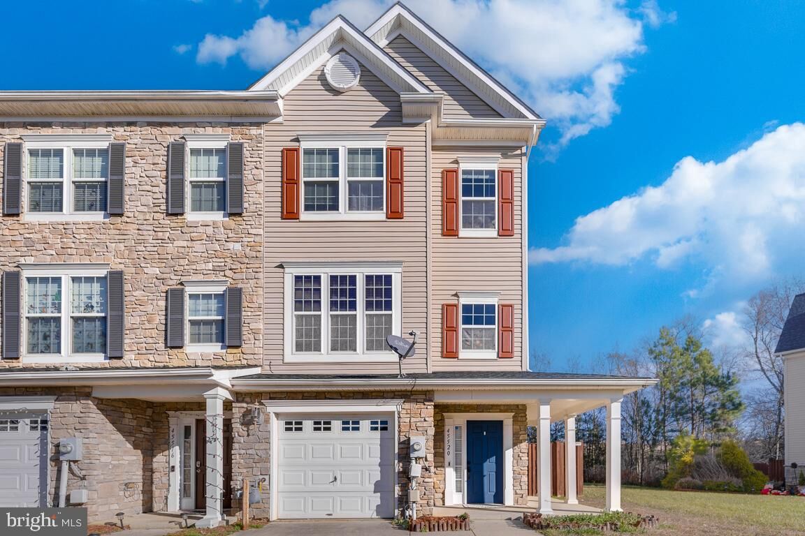 Property Photo:  45520 Catalina Lane  MD 20619 