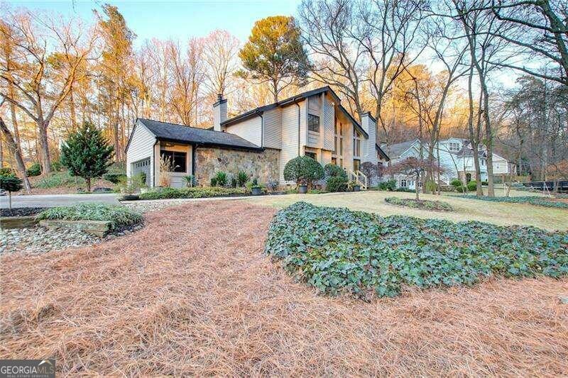 Property Photo:  6350 River Chase Circle  GA 30328 