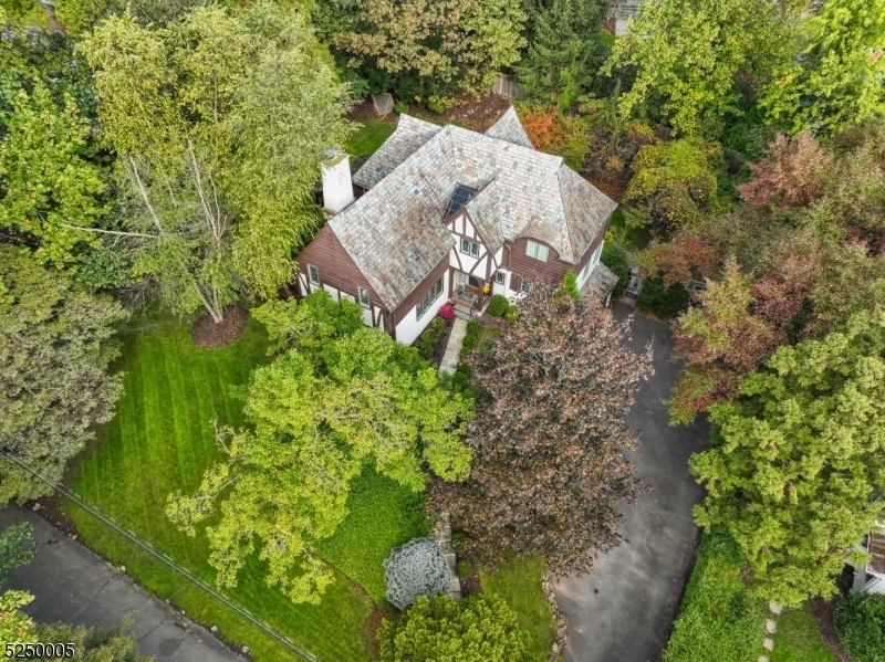 Property Photo:  37 Barnsdale Rd  NJ 07078 