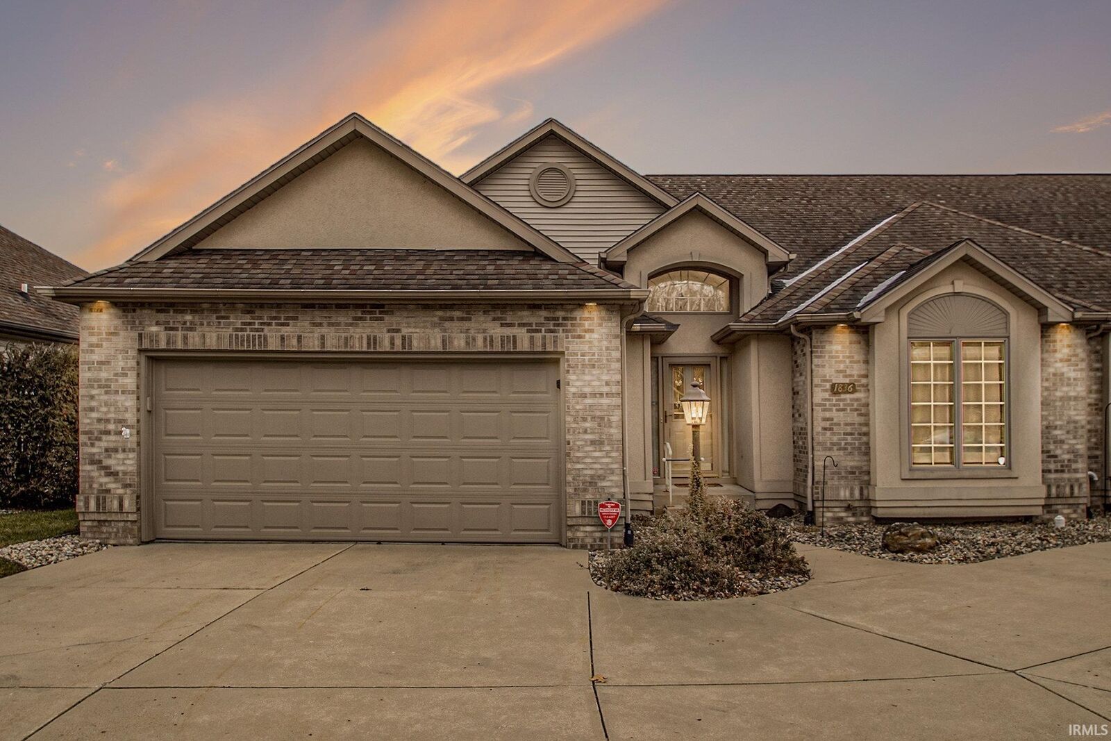 Property Photo:  1836 Cobblestone Boulevard  IN 46514-4961 
