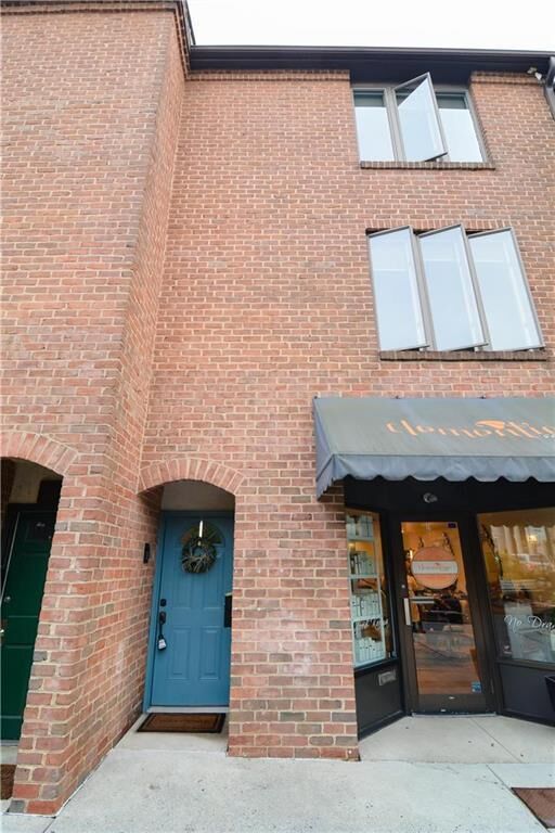 Property Photo: 77 West Broad Street #1A PA 18018