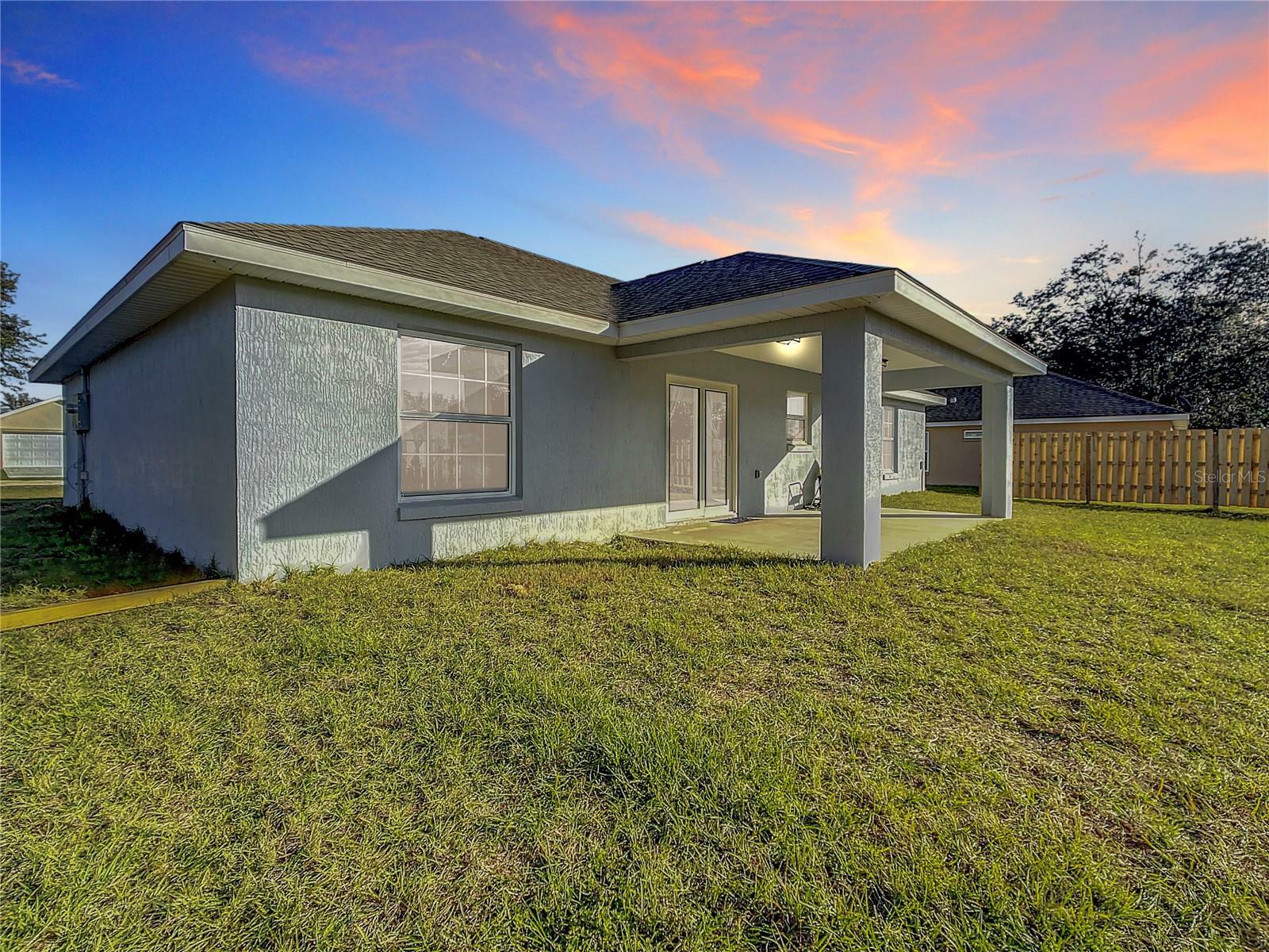 Property Photo:  13250 SW 106th Place  FL 34432 