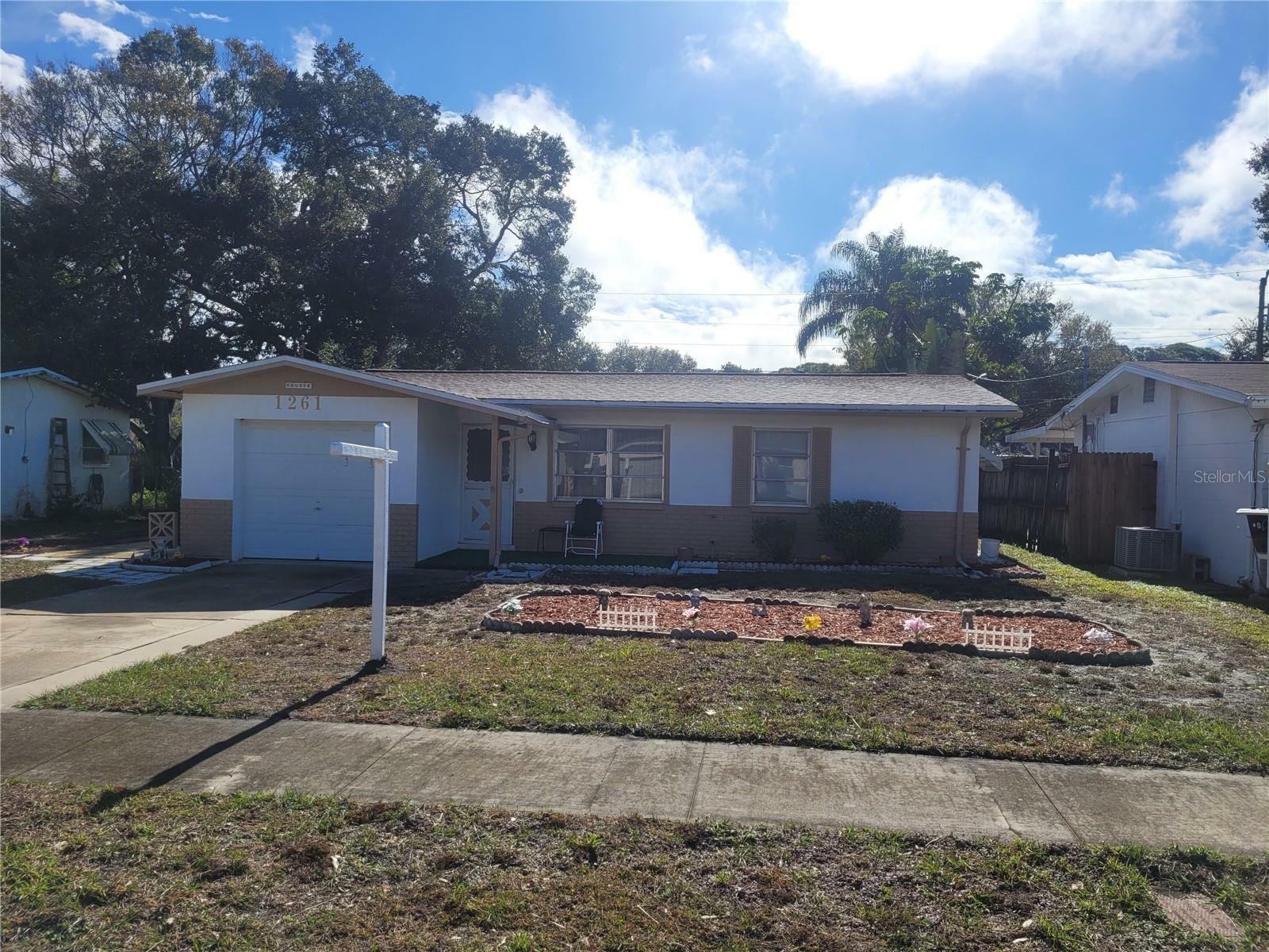 Property Photo:  1261 8th Avenue NE  FL 33770 