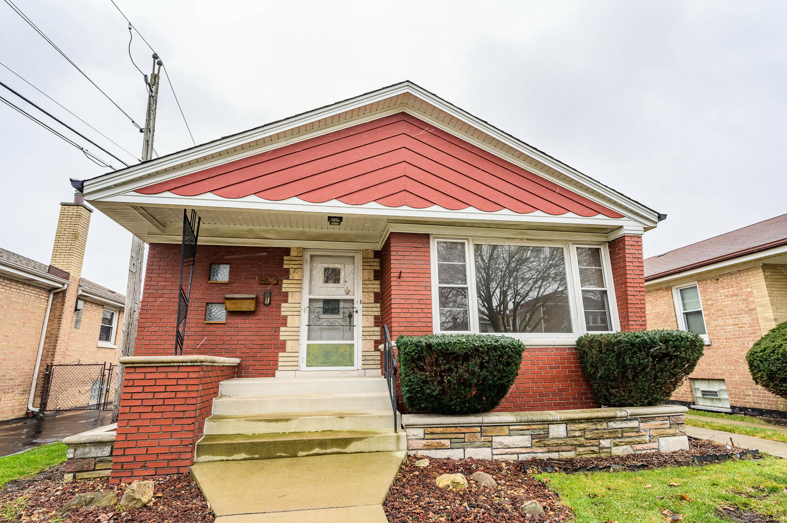 Property Photo:  3217 W 114th Street  IL 60655 