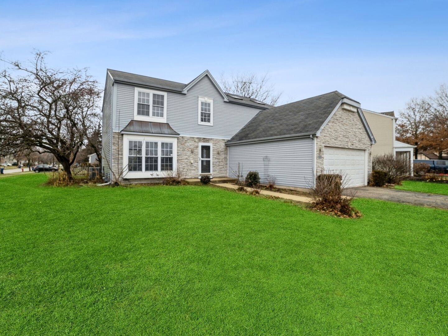 Property Photo:  1670 Yosemite Parkway  IL 60102