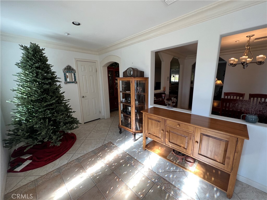 Property Photo:  984 Deercrest Drive  CA 92407 