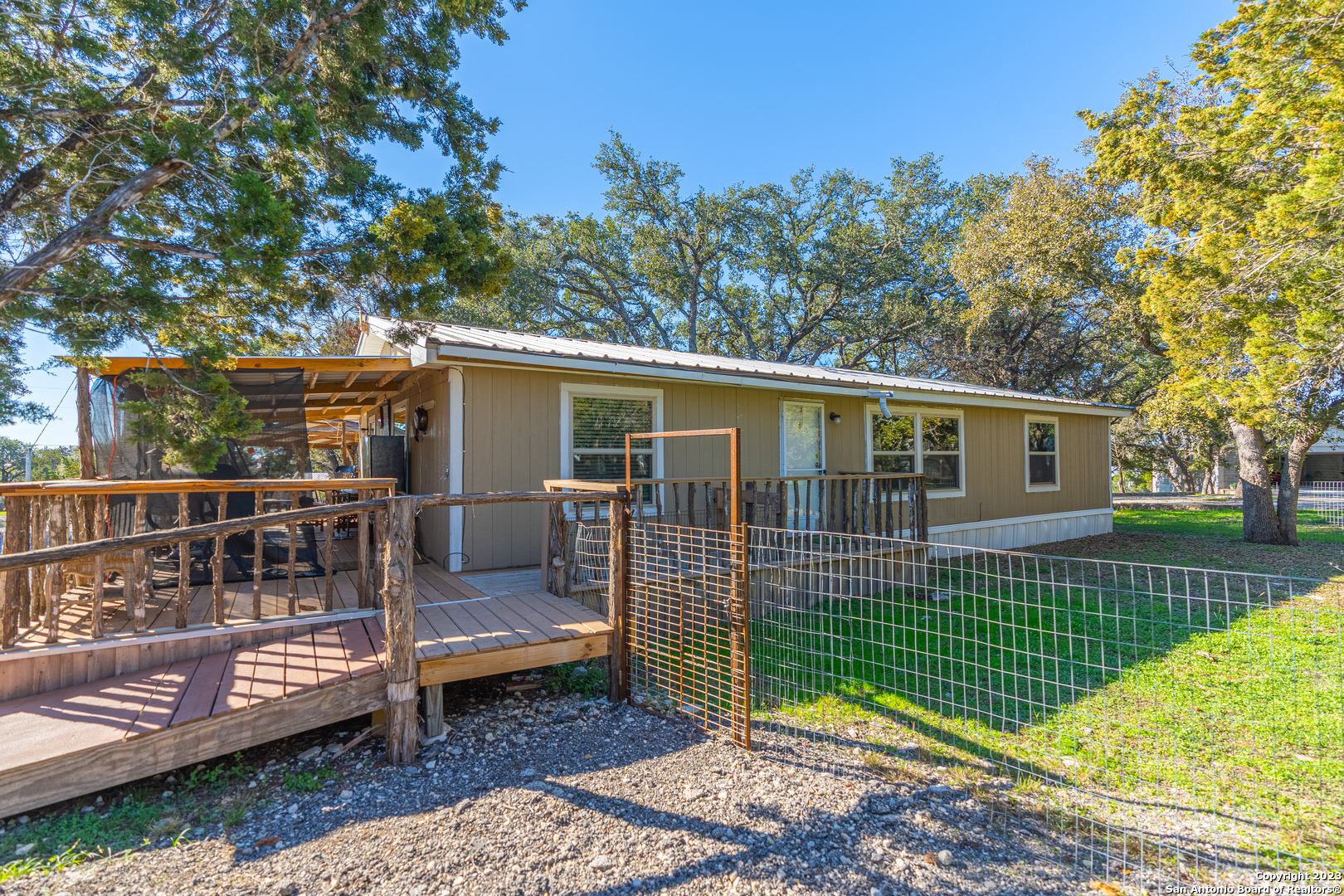 Property Photo:  2301 Rimrock Dr  TX 78070 