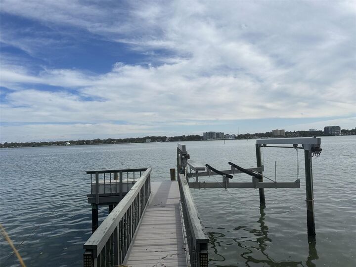 Property Photo:  89 Windward Island  FL 33767 