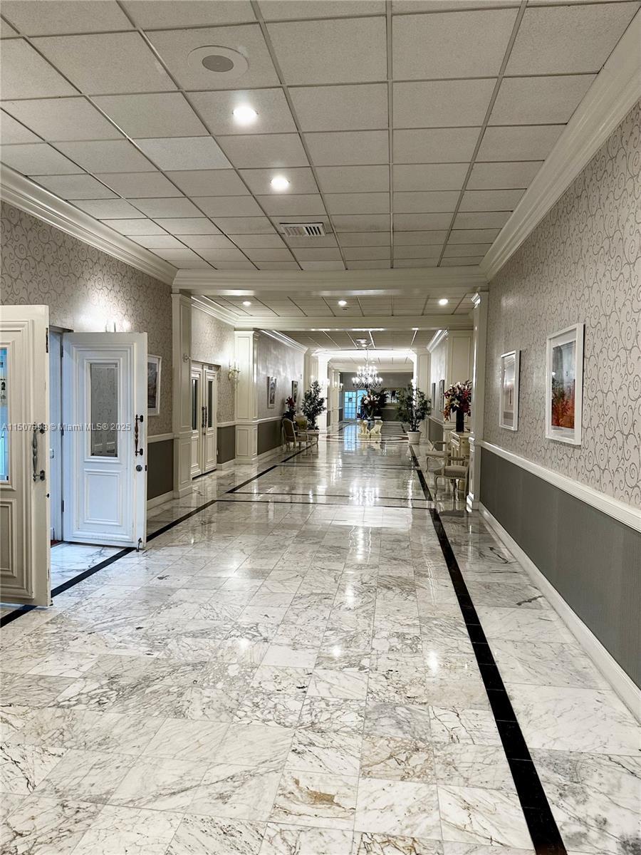Property Photo:  3800 S Ocean Dr 1607  FL 33019 