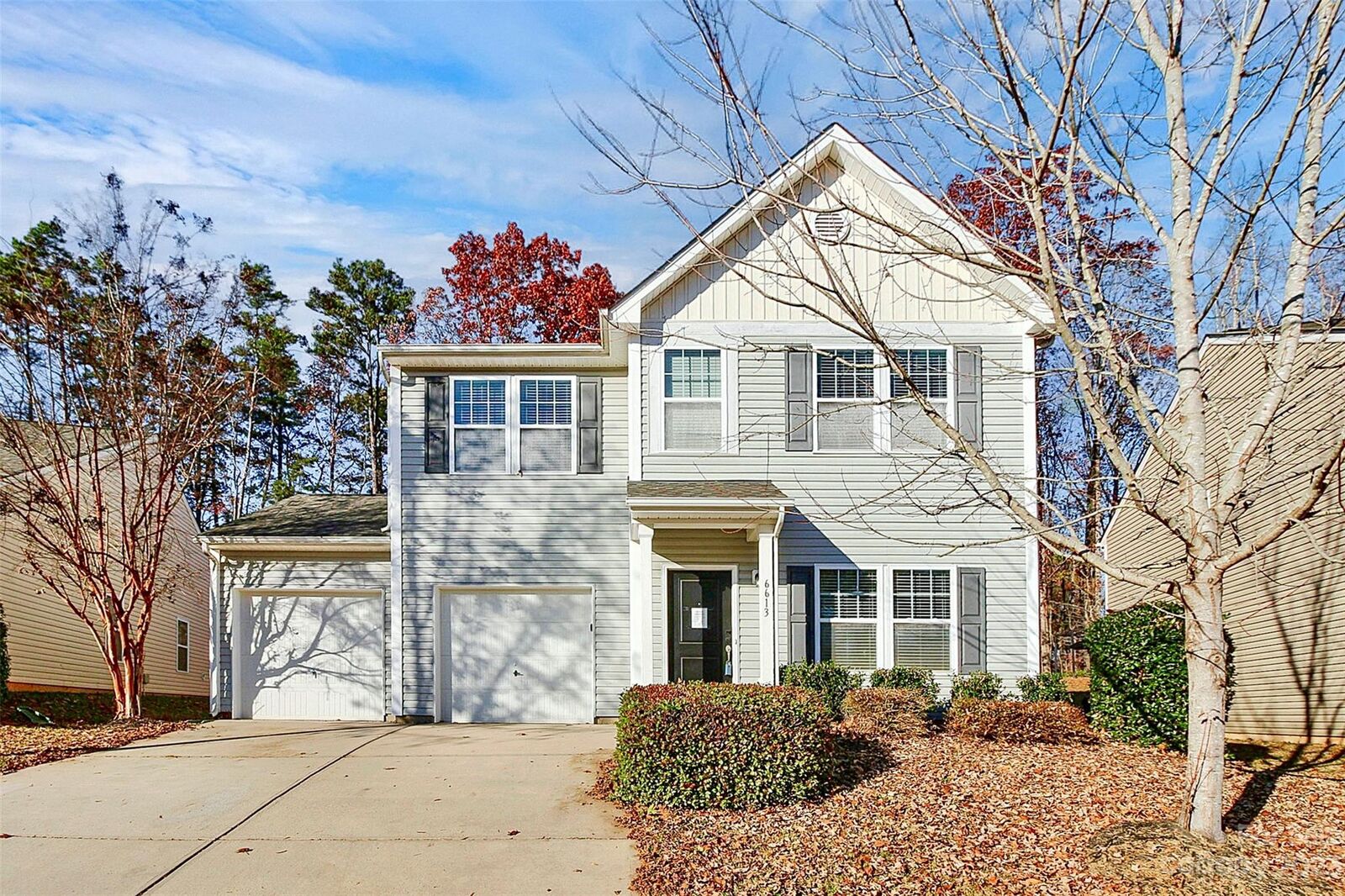 Property Photo: 6613 Covington Commons Drive NC 28227