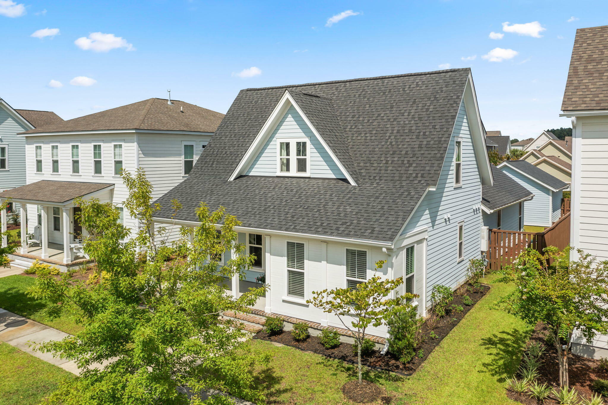 Property Photo:  505 Bright Leaf Loop  SC 29486 