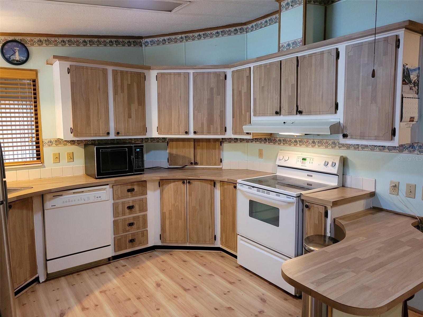Property Photo:  9124 Otter Pass  FL 33626 