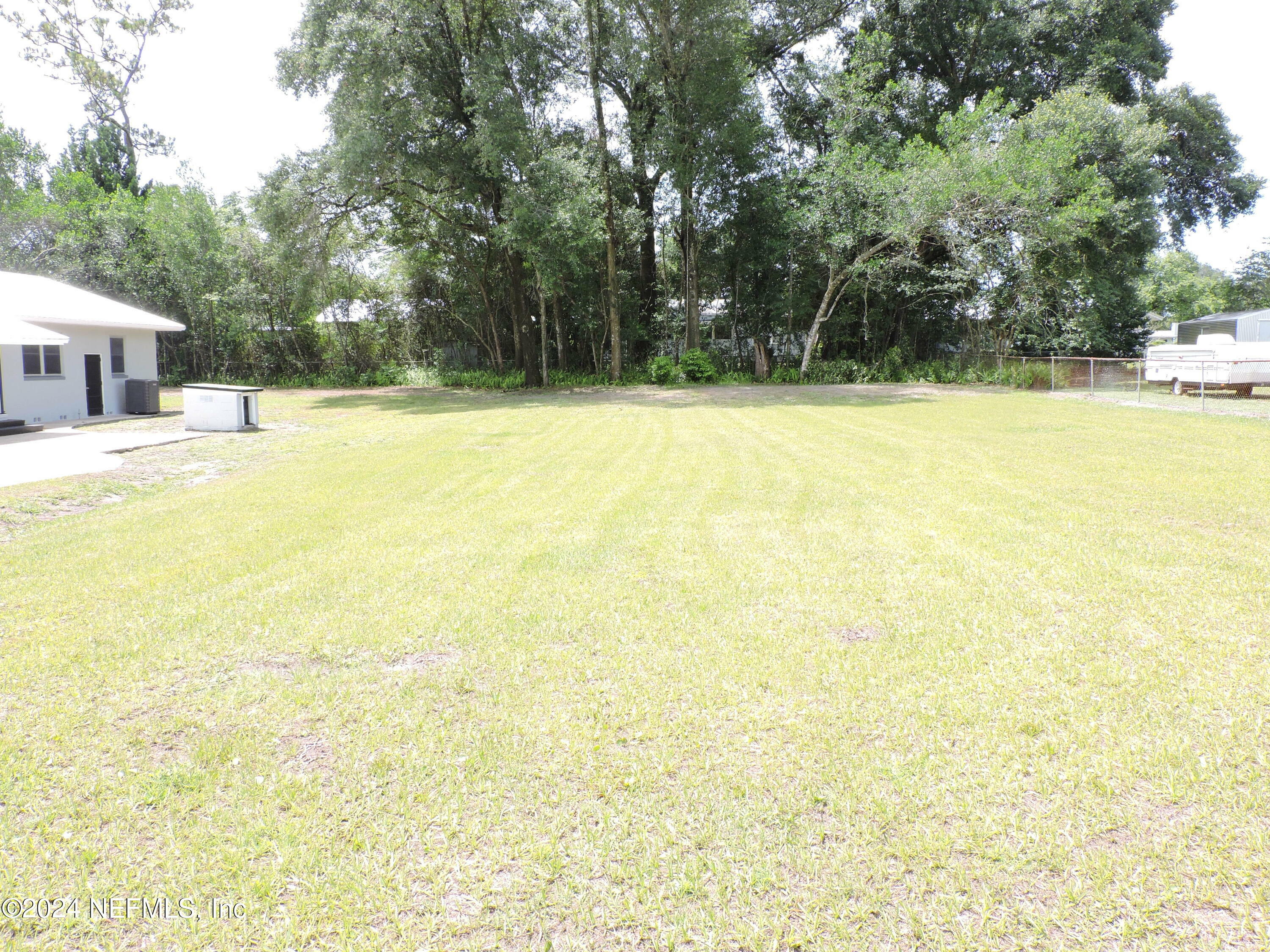 Property Photo:  2009B Laurel Street  FL 32177 