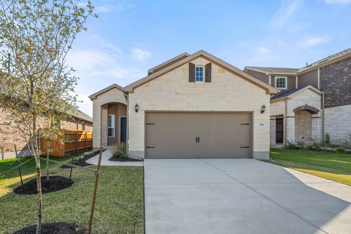 Property Photo: 244 Queen Topsail Way TX 78640