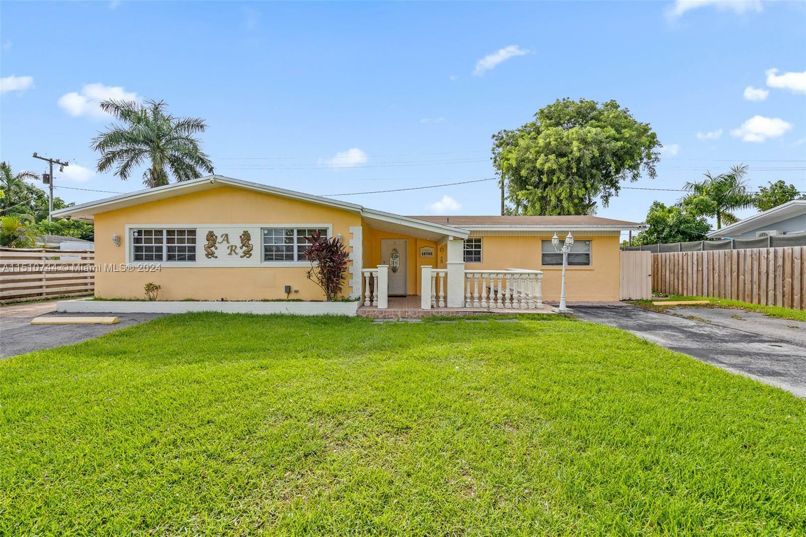 Property Photo:  18780 Lenaire Dr  FL 33157 