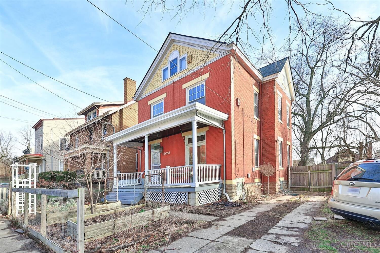 Property Photo:  1028 Grand Avenue  OH 45204 