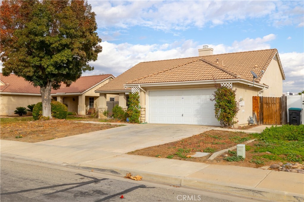 Property Photo:  29092 Oakdale Road  CA 92584 