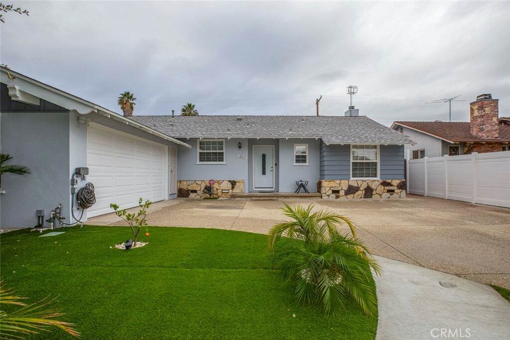 Property Photo:  7659 Gazette Avenue  CA 91306 