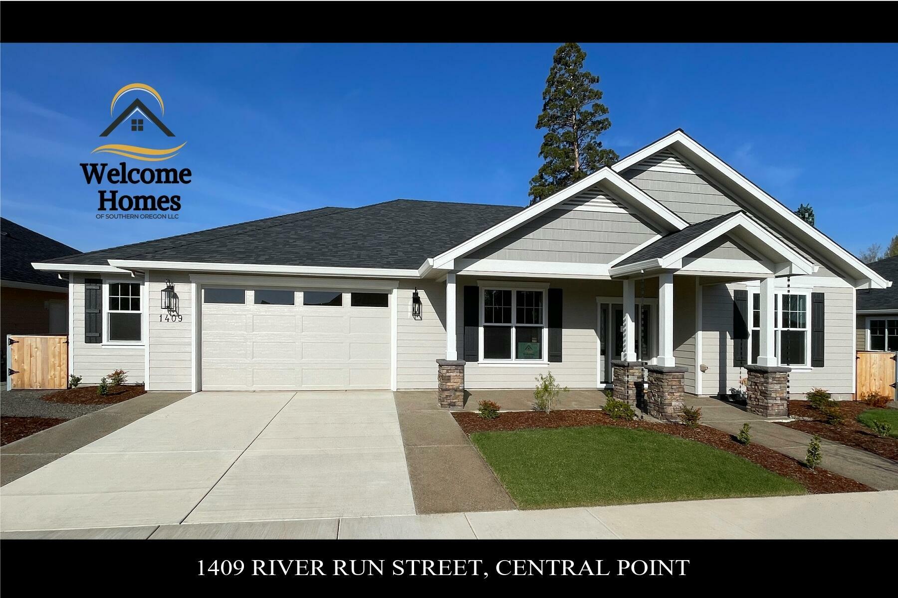 Property Photo: 1409 River Run Street OR 97502