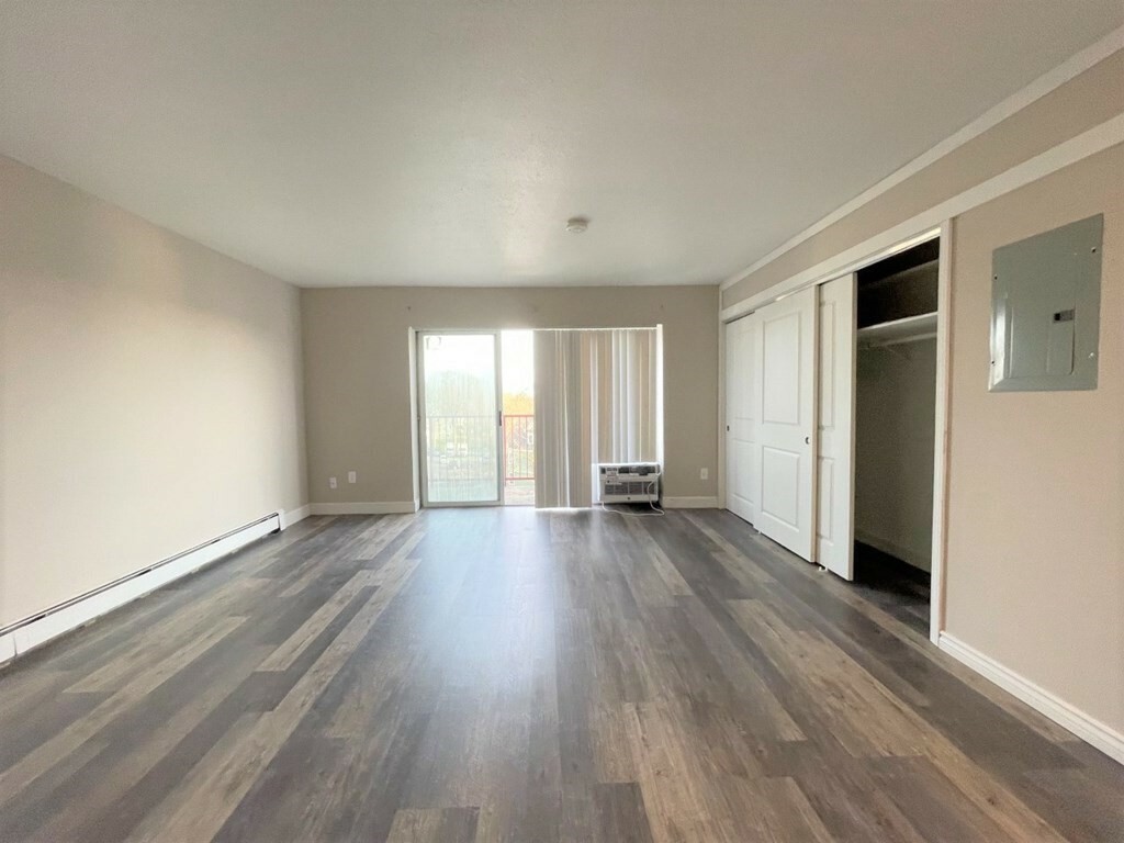 Property Photo: 625 Main Street 34 MA 01867