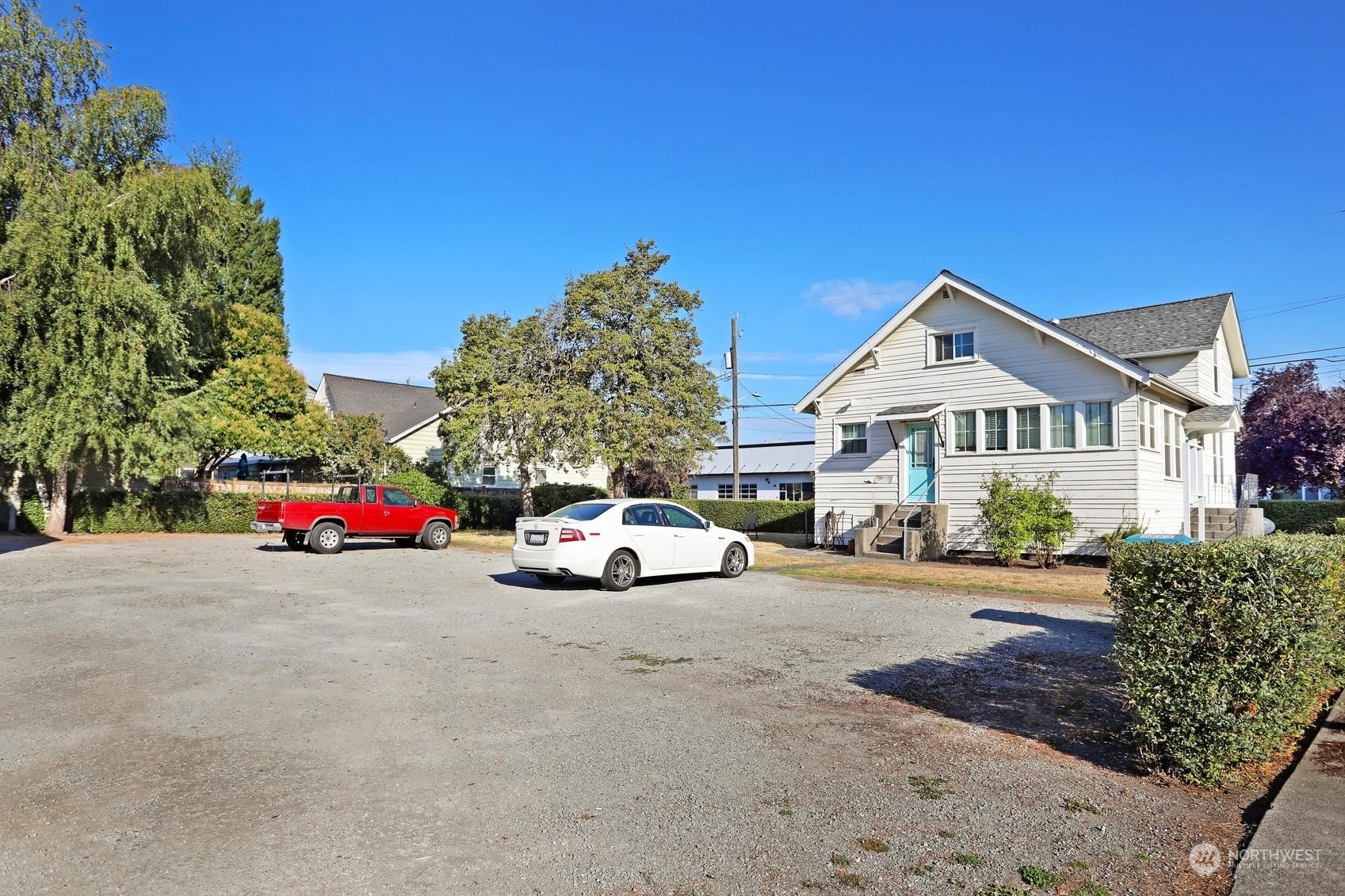 Property Photo:  5403  Maynard Avenue S  WA 98108 