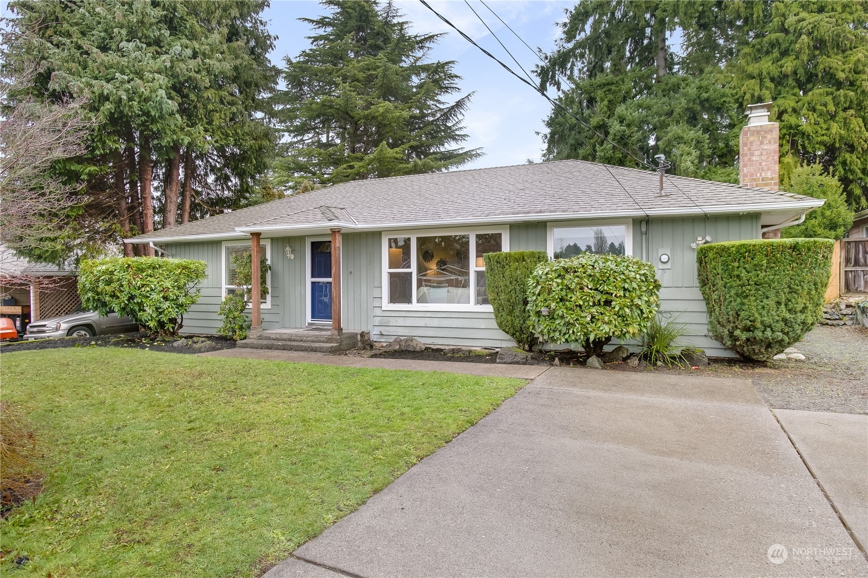 Property Photo:  2925 39th Avenue NE  WA 98422 