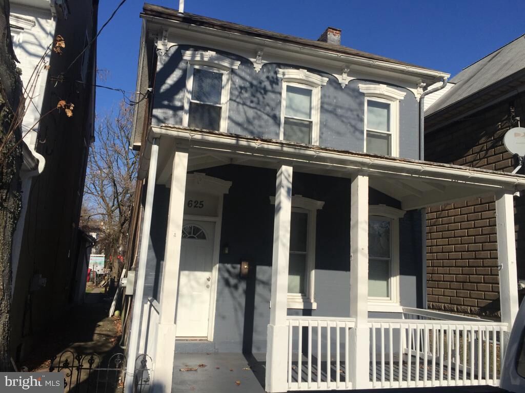 Property Photo: 625 Chestnut Street PA 19464