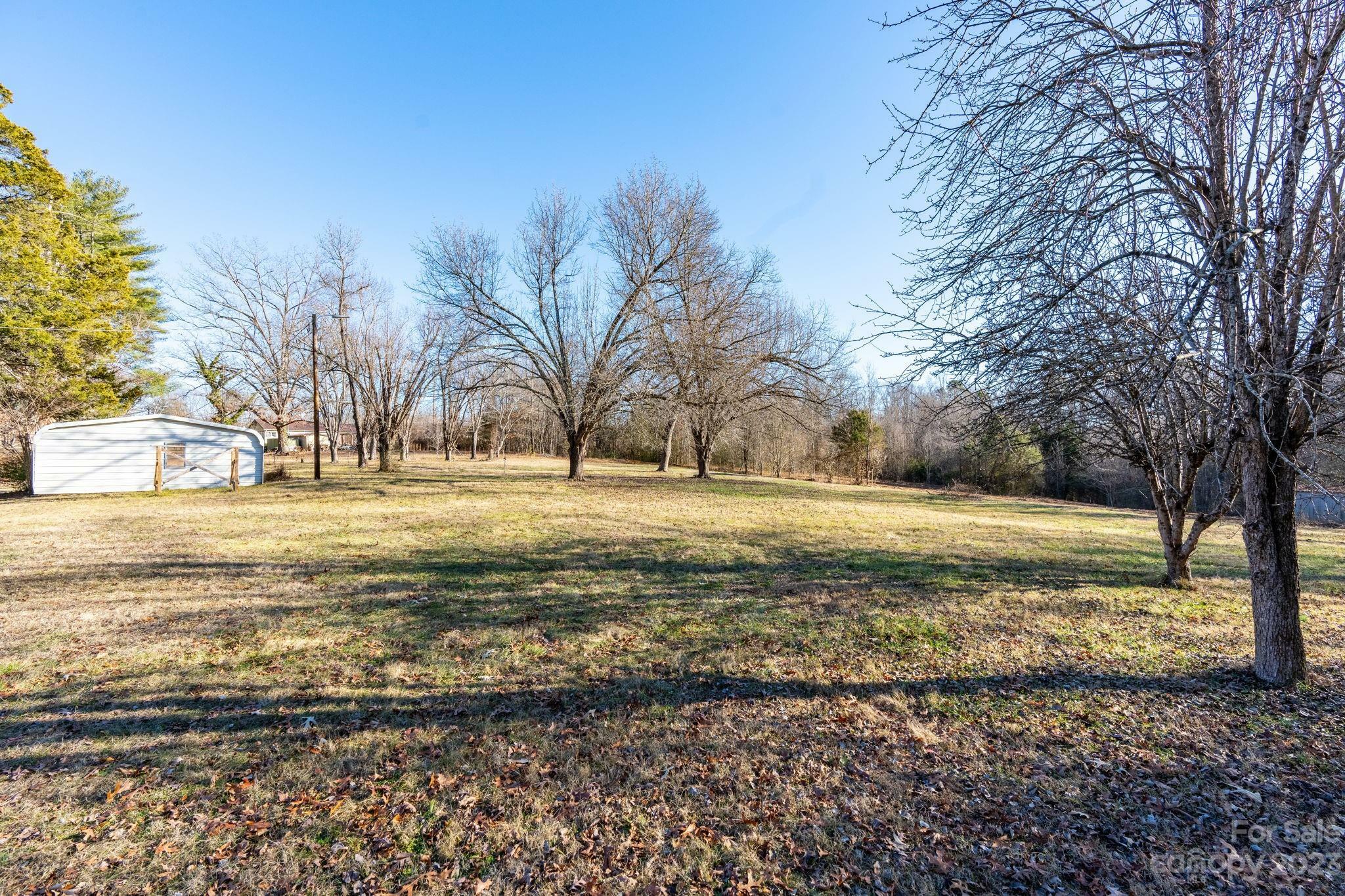 Property Photo:  215 Cape Hickory Road  NC 28601 