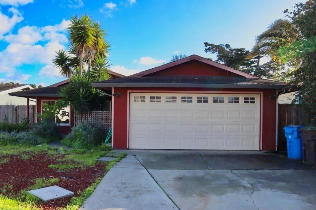Property Photo:  211 Jeter Street  CA 95060 