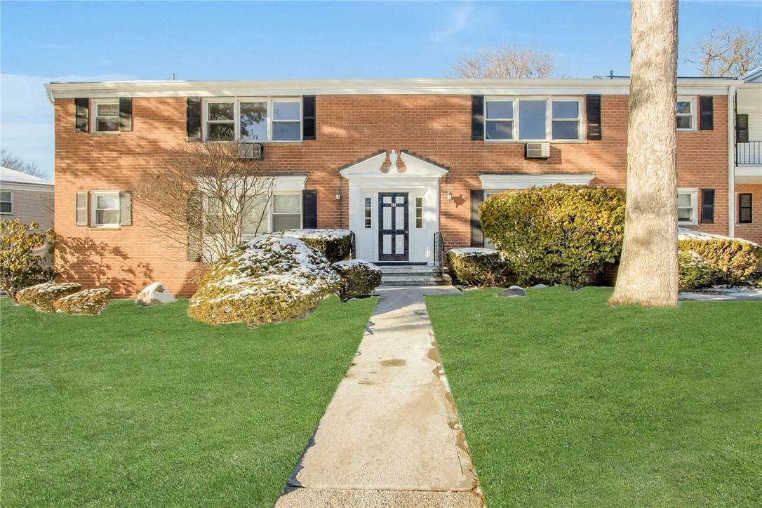Property Photo: 41 Bon Aire Circle 8103 NY 10901