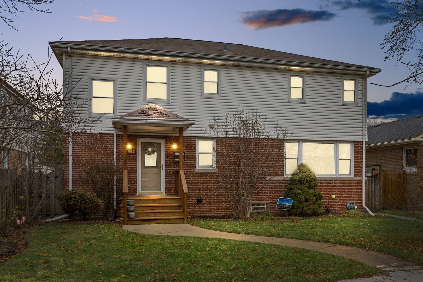 Property Photo: 2029 Oakton Street IL 60202