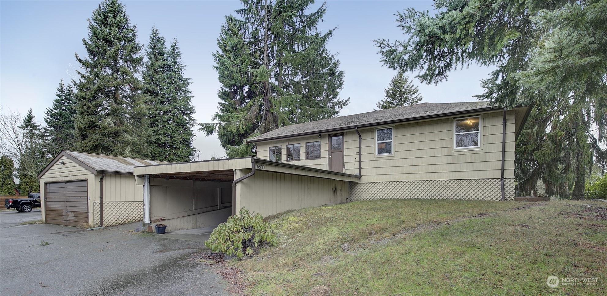 Property Photo:  6830 174th Street SW  WA 98026 