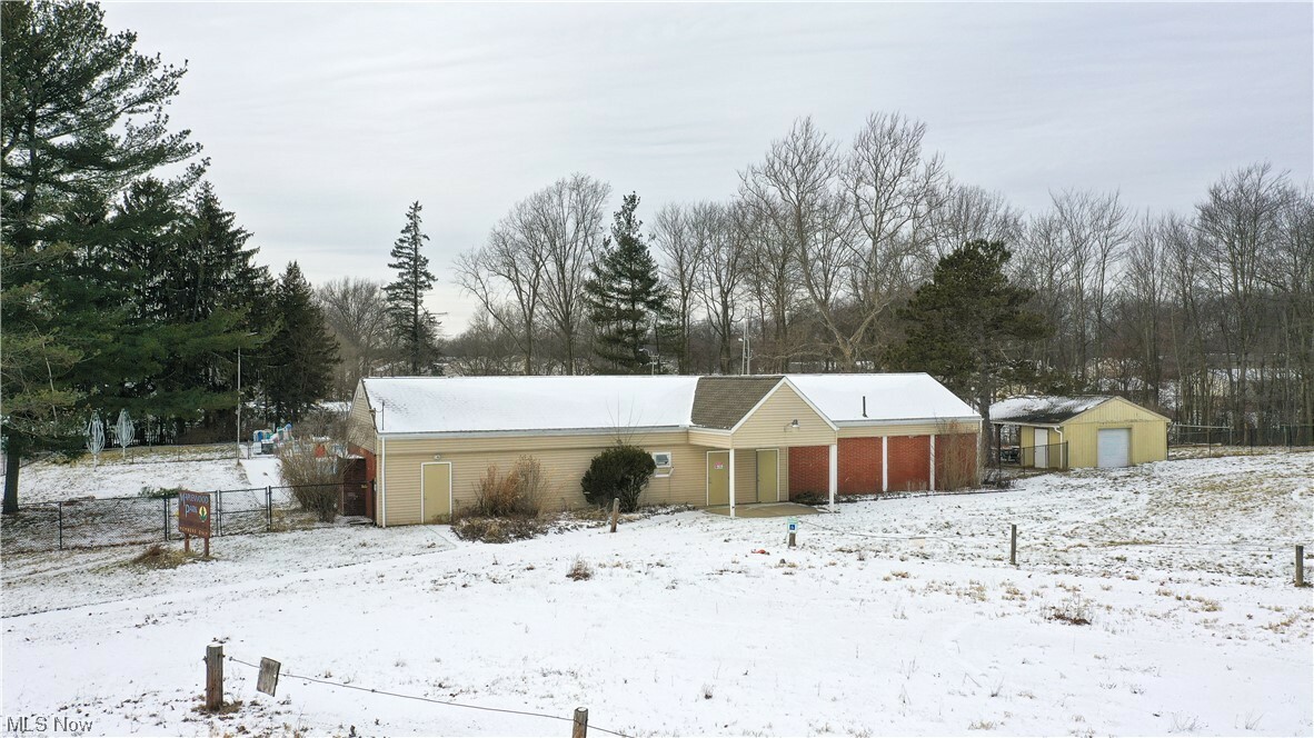 Property Photo: 4386 Maplepark Road OH 44224