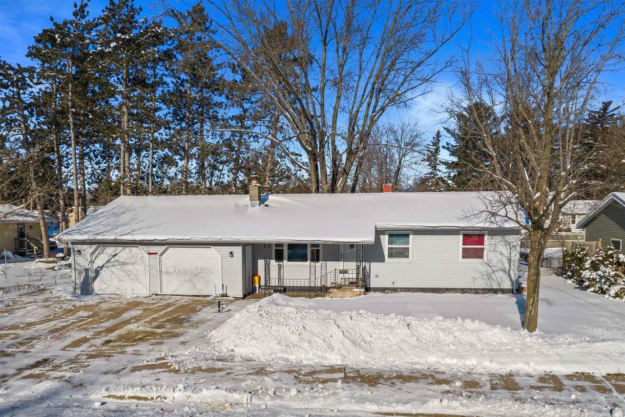 Property Photo:  531 Grove Avenue  WI 54494 