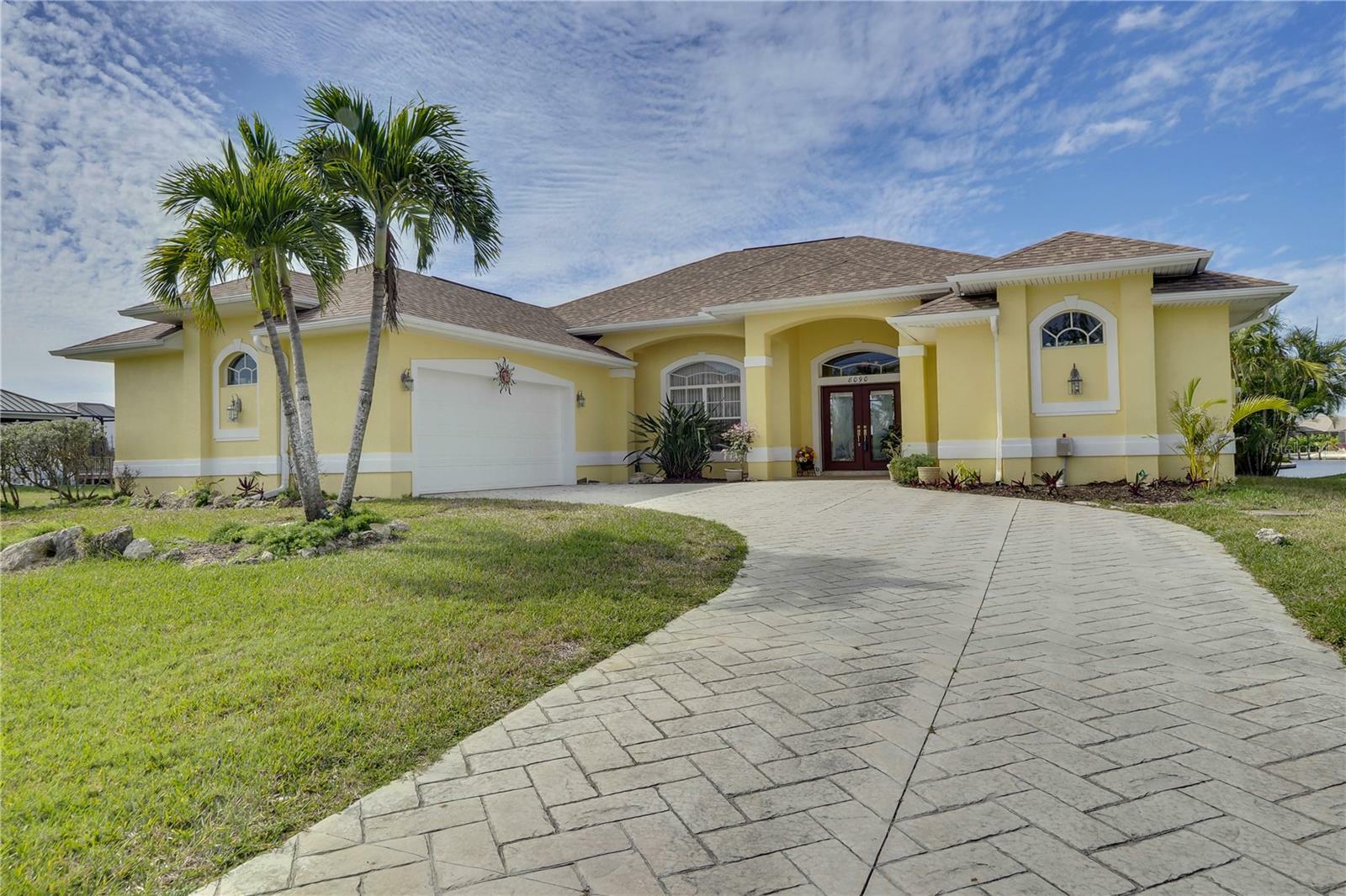 Property Photo:  8090 Arlewood Circle  FL 33981 