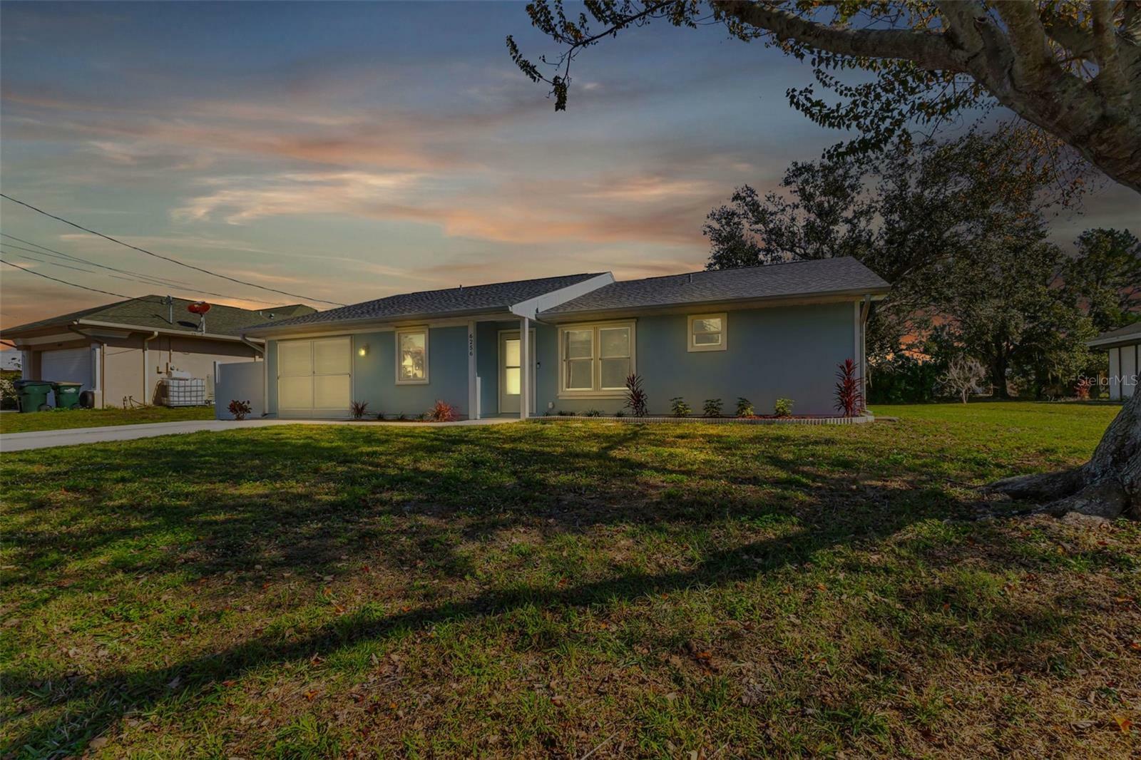 Property Photo:  6256 Hoffman Street  FL 34287 