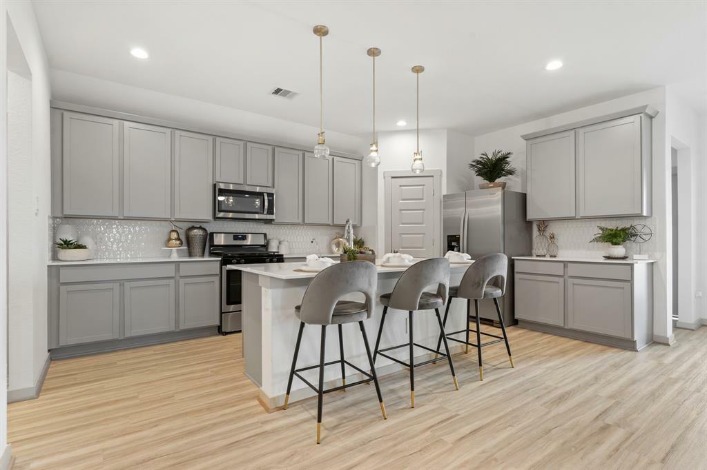 Property Photo: 3223 Derry Hill Drive TX 77441