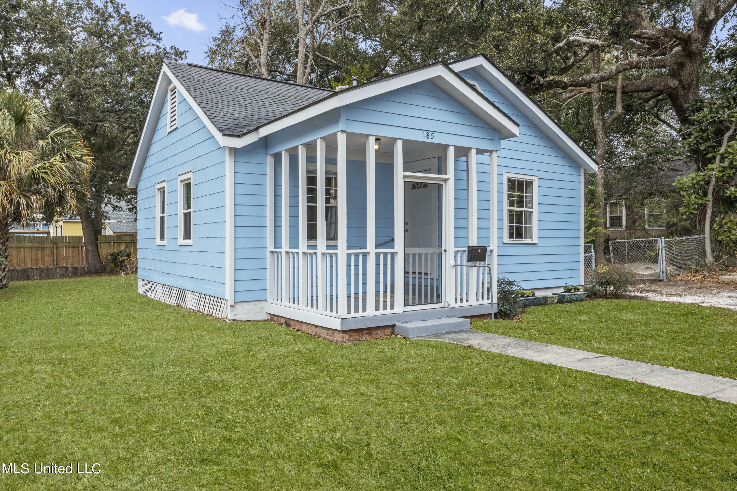 Property Photo:  185 Iberville Drive  MS 39531 